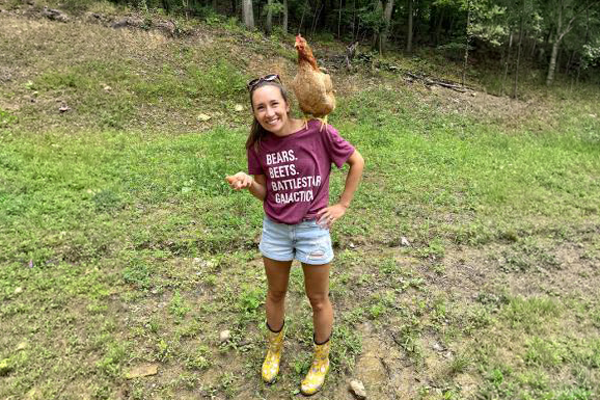 rachel and chicken